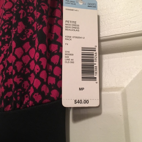 Long Petite dress - Picture 3 of 4